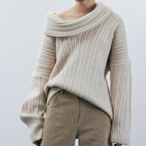 Source Unknown Becca Oversized High Roll Knit Pullover